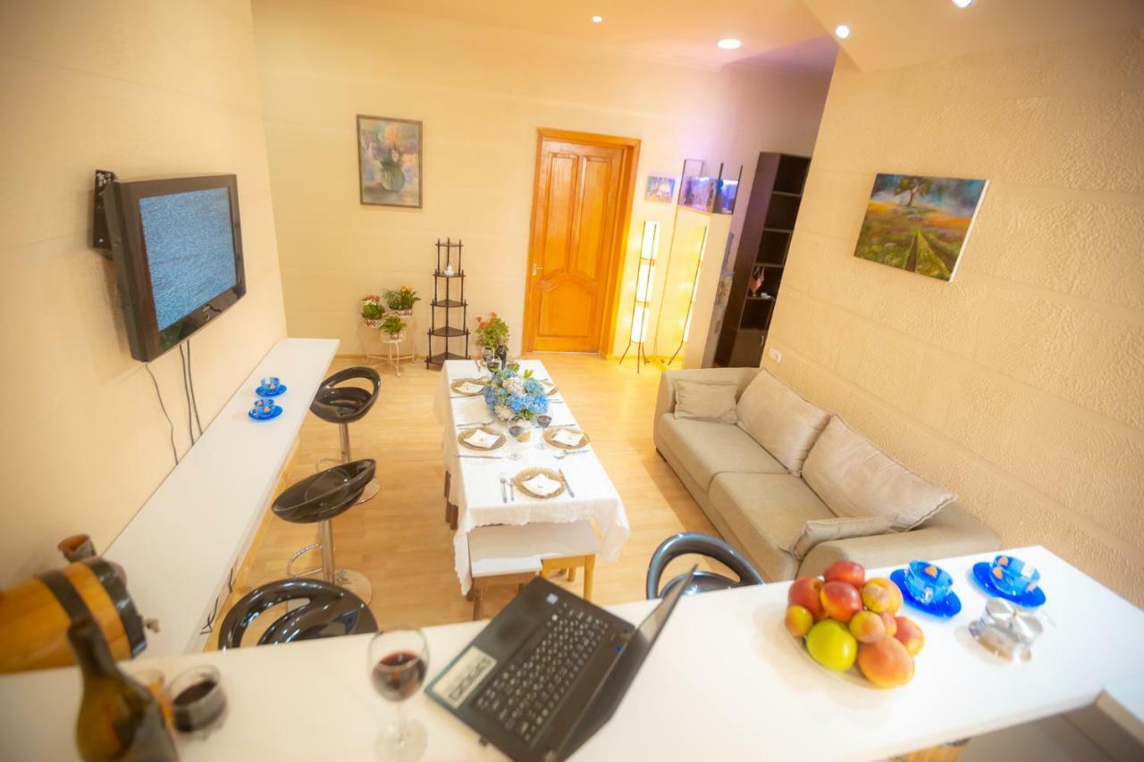 Wine Hostel Tbilisi Zewnętrze zdjęcie