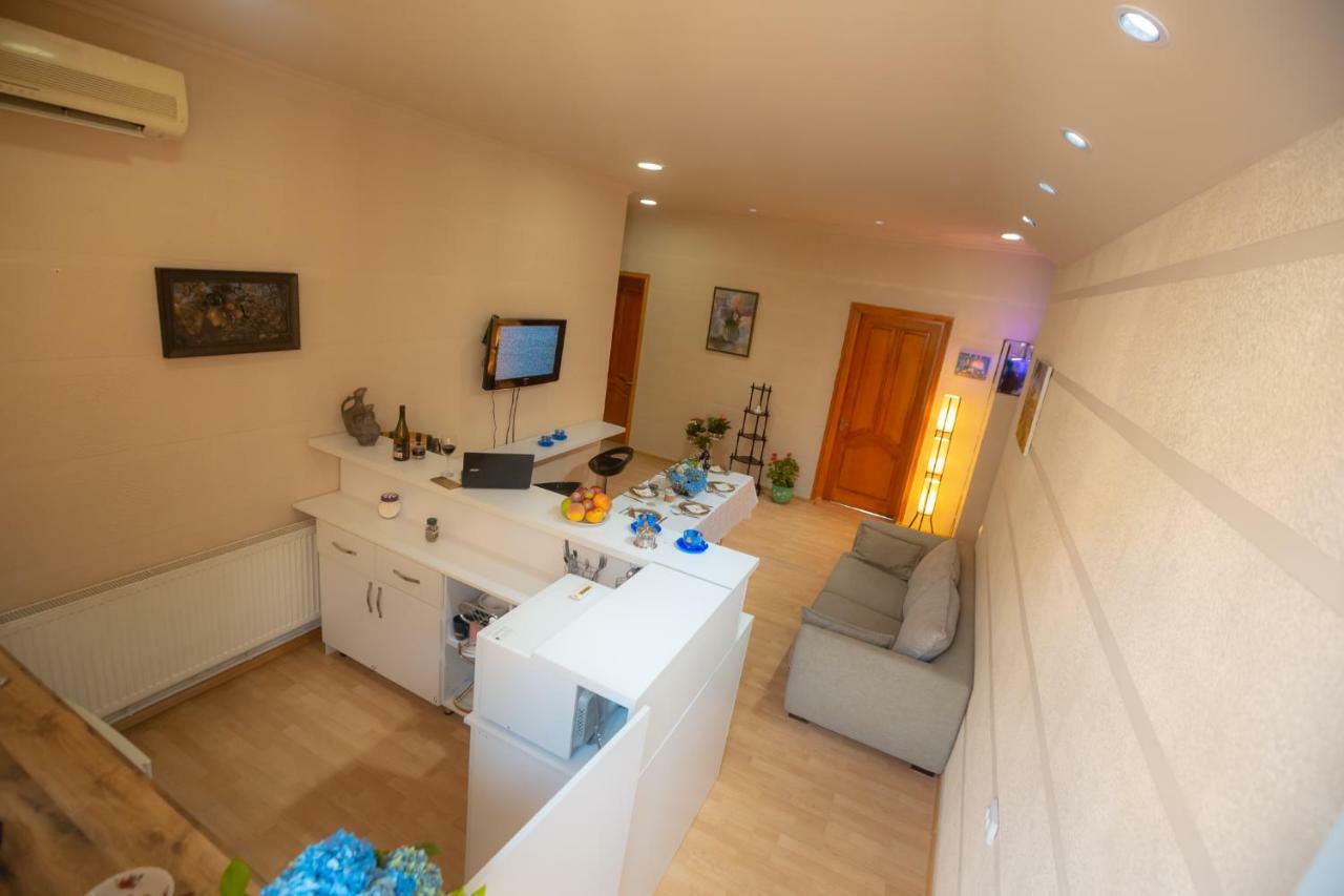 Wine Hostel Tbilisi Zewnętrze zdjęcie