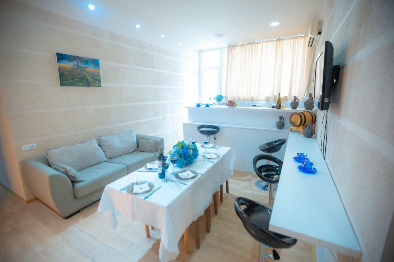 Wine Hostel Tbilisi Zewnętrze zdjęcie
